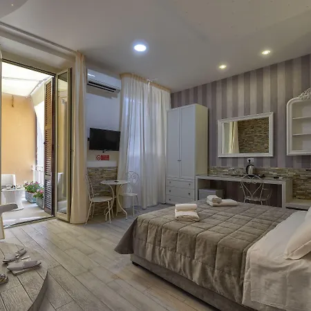 ゲストハウス Vatican Nausicaa 3*